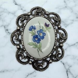 Vintage Porcelain Floral Brooch Blue White Silver Oval Bezel Metal Frame 50’s-70